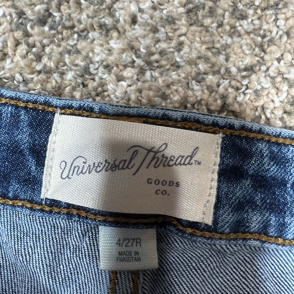 Universal thread size 4/27 distressed high rise slim straight - Picture 3 of 12